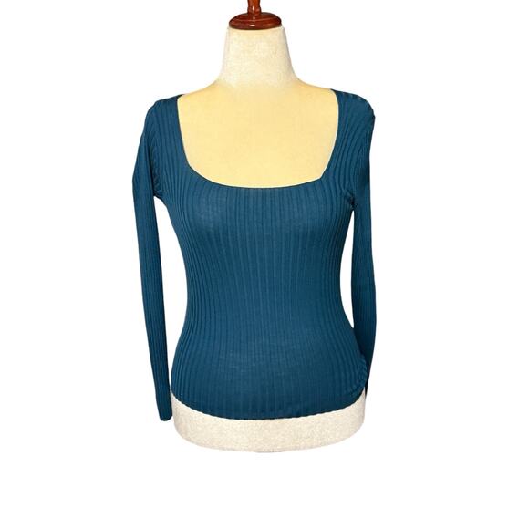 NWT Vince Teal Ribbed Wool Scoop Neck Long Sleeve Top - Medium - Picture 1 of 7